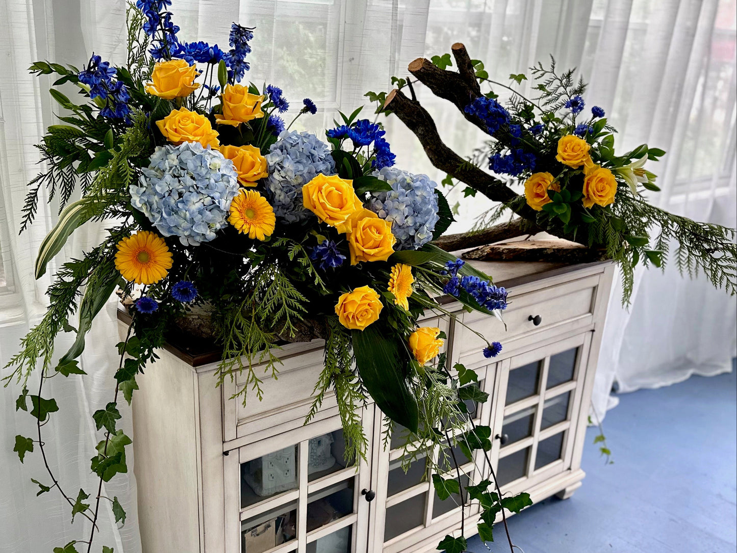 Gold and Blue Tribute