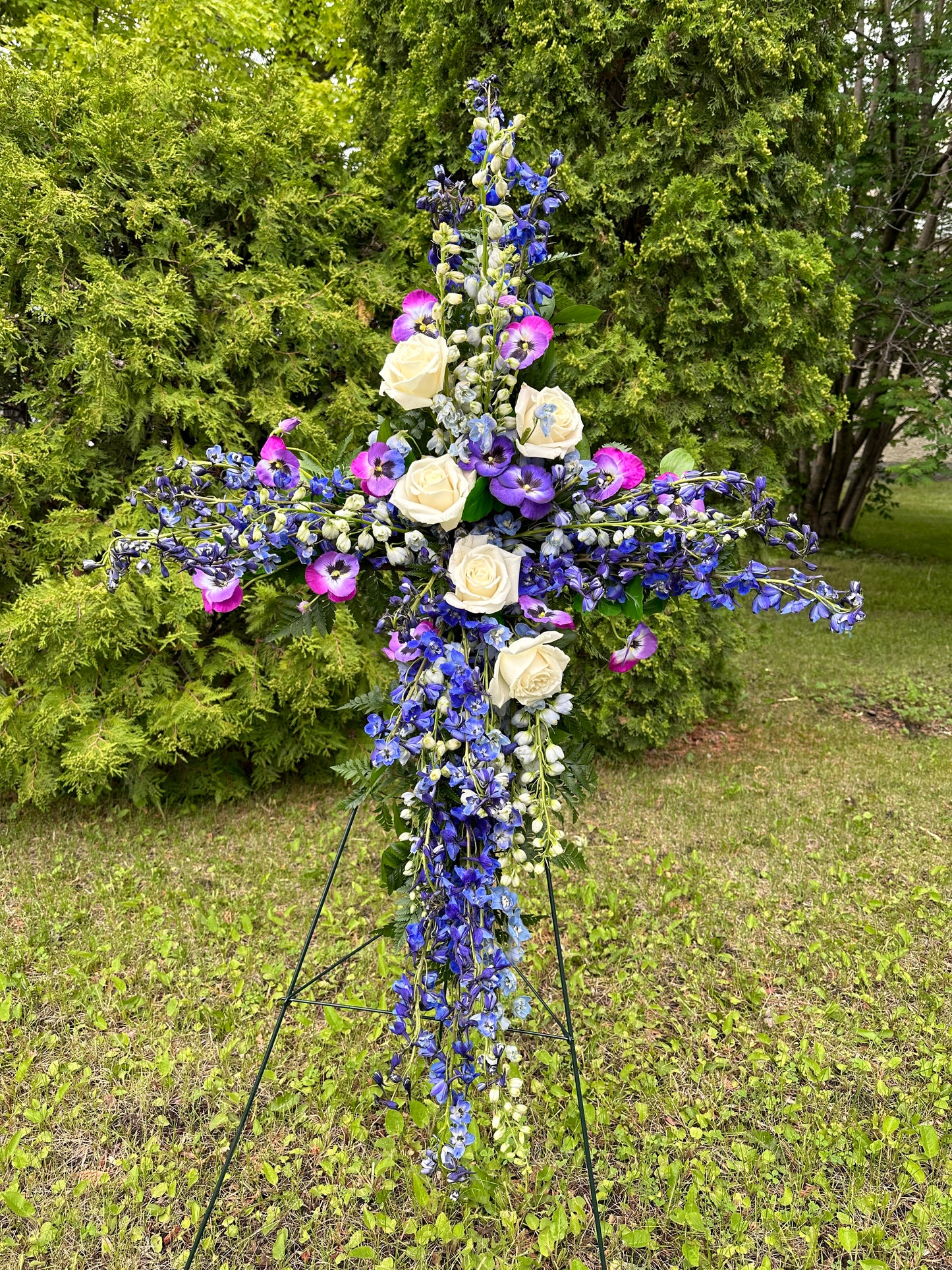 Designers Choice Sprays & Wreaths