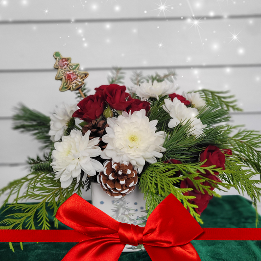 Petite Pot Christmas Arrangement