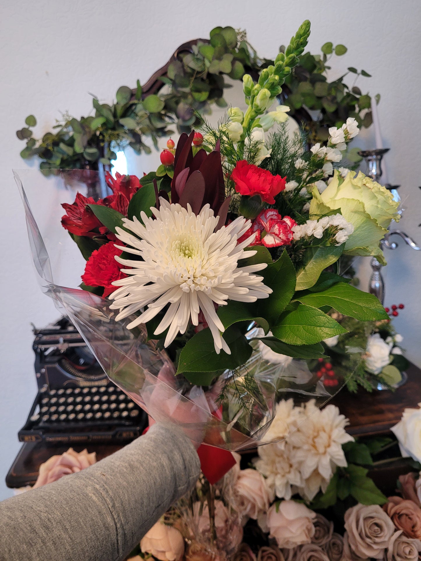 Christmas Cheer Bouquet